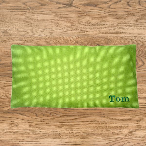 Preview: Körnerkissen bestickt mit Wunschname -personalisiert- Größe M